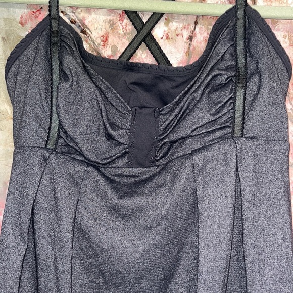 Lululemon Graceful Flow Tank Top Adjustable Strap Shelf Bra Workout Yoga sz 4 - Picture 7 of 17